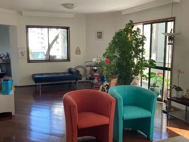 Apartamento 4 quartos e 3 banheiros, à venda, no bairro Itaim Bibi em São Paulo