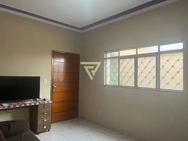 Apartamento 2 quartos e 1 banheiro, à venda, no bairro Planalto Verde em Ribeirão Preto