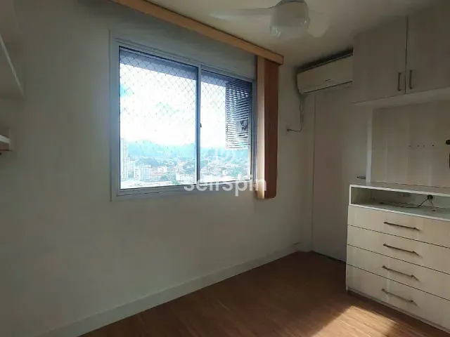 Apartamento 3 quartos e 2 banheiros, para alugar, no bairro Fonseca em Niterói