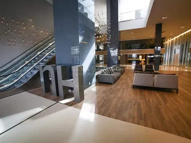Apartamento com 34m², à venda, no bairro Batel em Curitiba