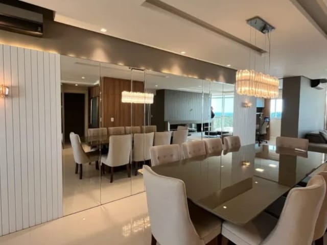 Apartamento 4 quartos e 5 banheiros, à venda, no bairro Centro em Balneário Camboriú