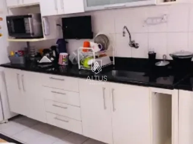 Apartamento 3 quartos e 1 banheiro, à venda, no bairro Candeal em Salvador
