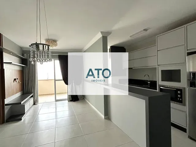 Apartamento 2 quartos e 2 banheiros, à venda ou para alugar, no bairro Centro em Tijucas
