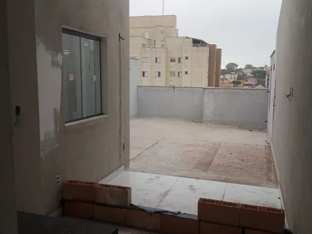 Apartamento 2 quartos e 1 banheiro, à venda, no bairro Vila Camilópolis em Santo André