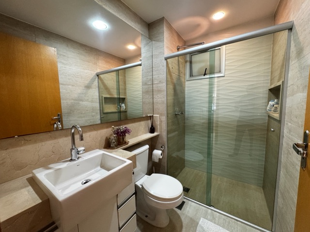 Apartamento com 80m² 3 quartos e 2 banheiros, à venda, no bairro Guará II em Brasília