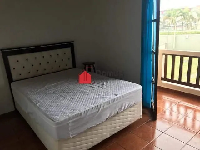 Apartamento à venda, no bairro Itaguá em Ubatuba