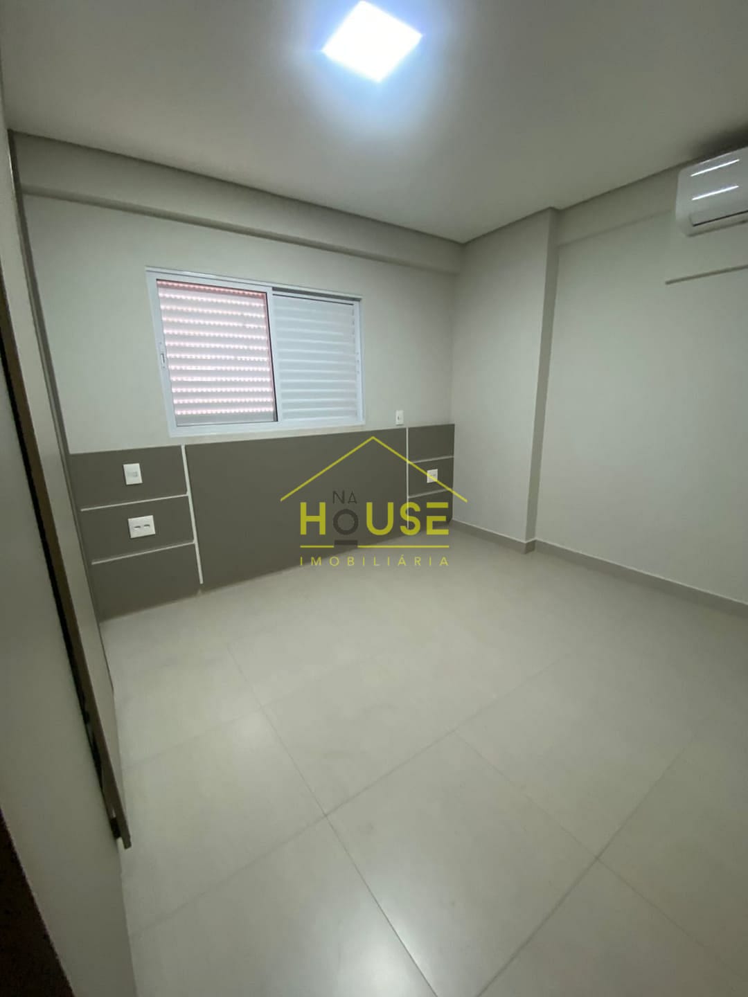 Apartamento para alugar com 3 quartos, 86m² - Foto 12