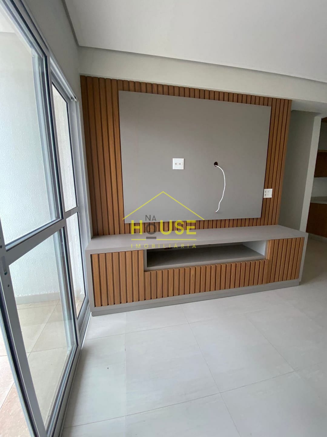 Apartamento para alugar com 3 quartos, 86m² - Foto 2