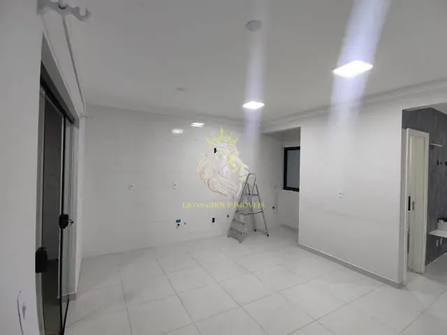 Apartamento 2 quartos e 3 banheiros, à venda, no bairro Santa Regina em Camboriú