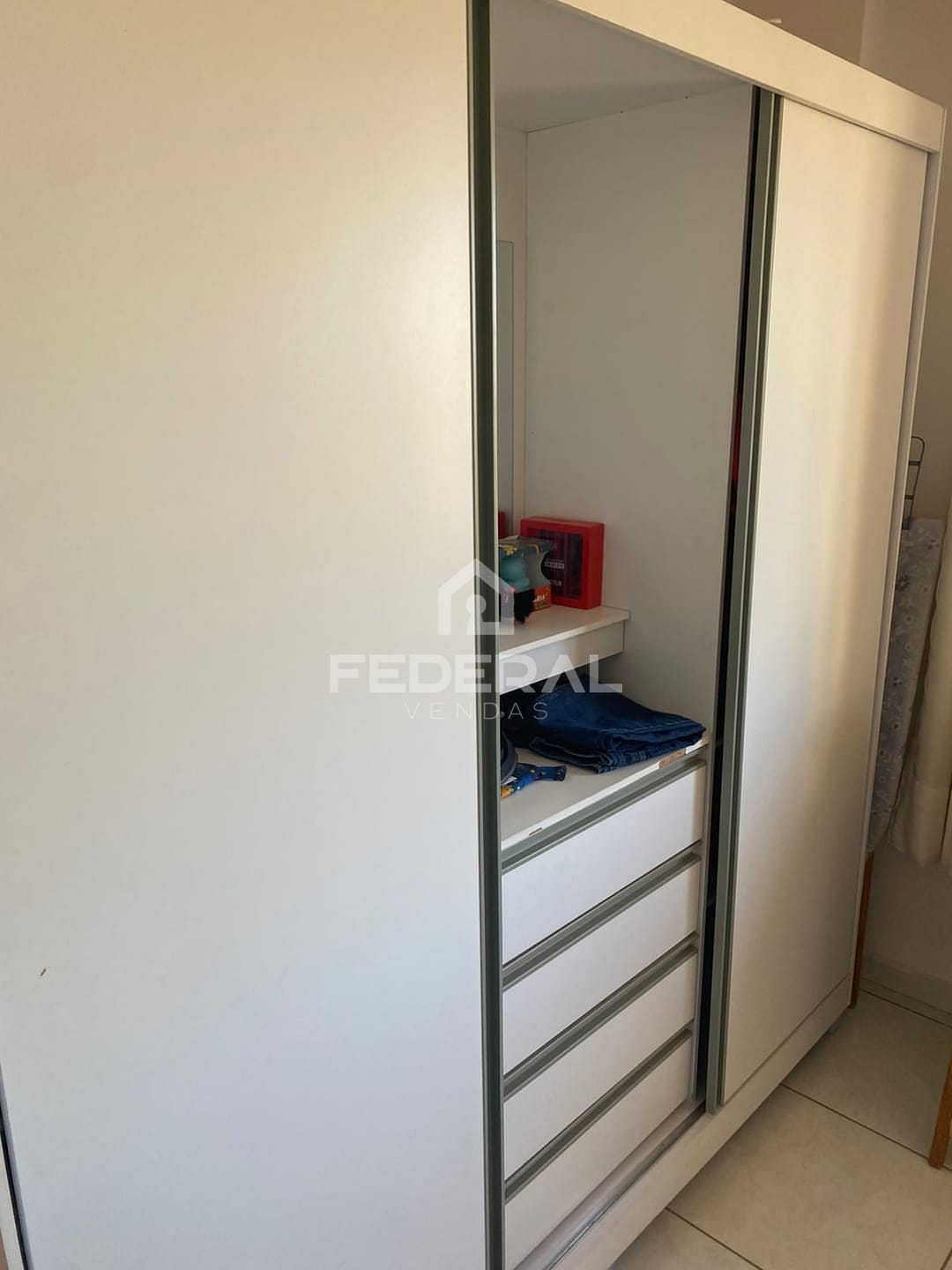 Apartamento à venda com 3 quartos, 75m² - Foto 10