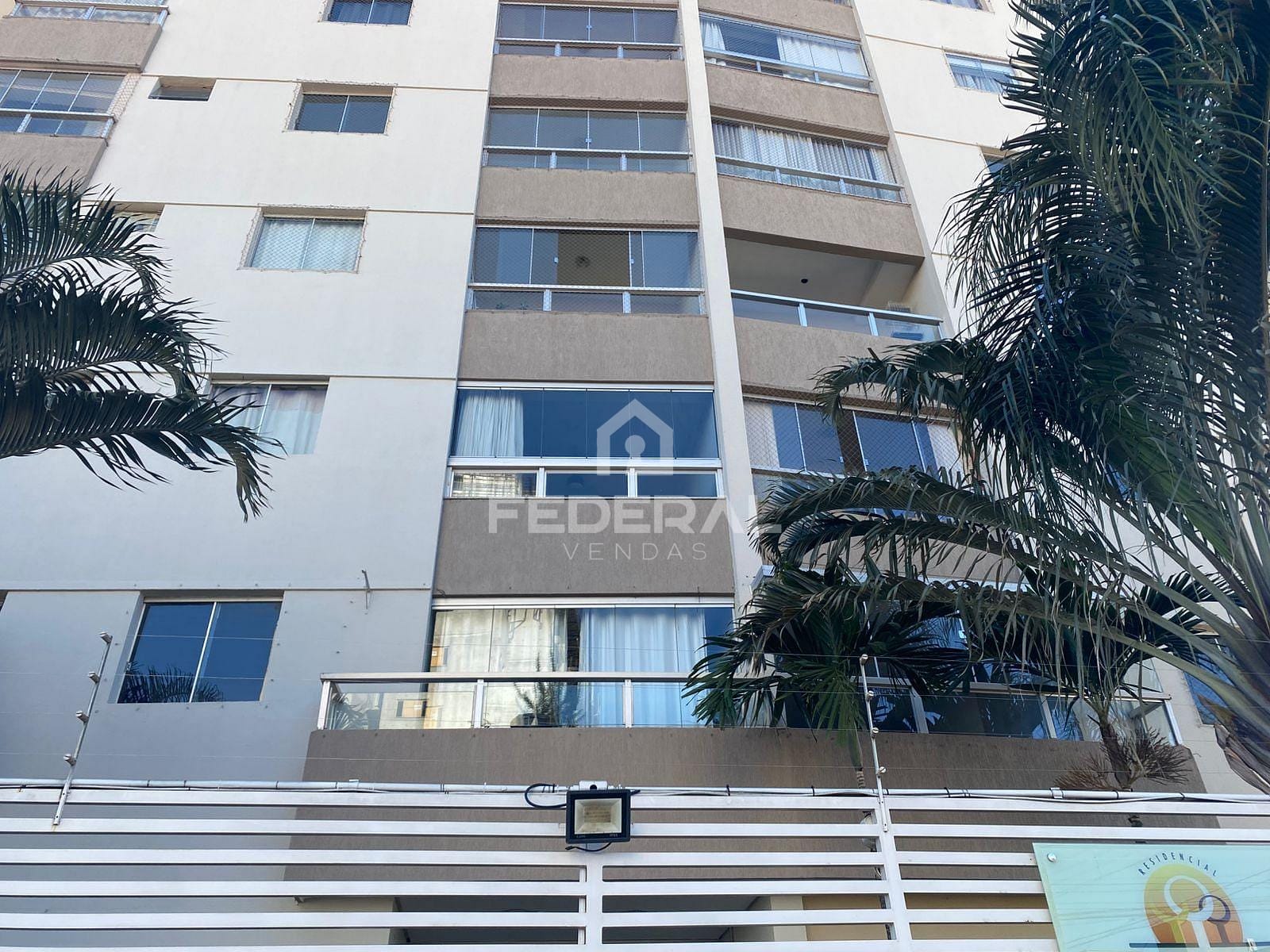 Apartamento à venda com 3 quartos, 75m² - Foto 1