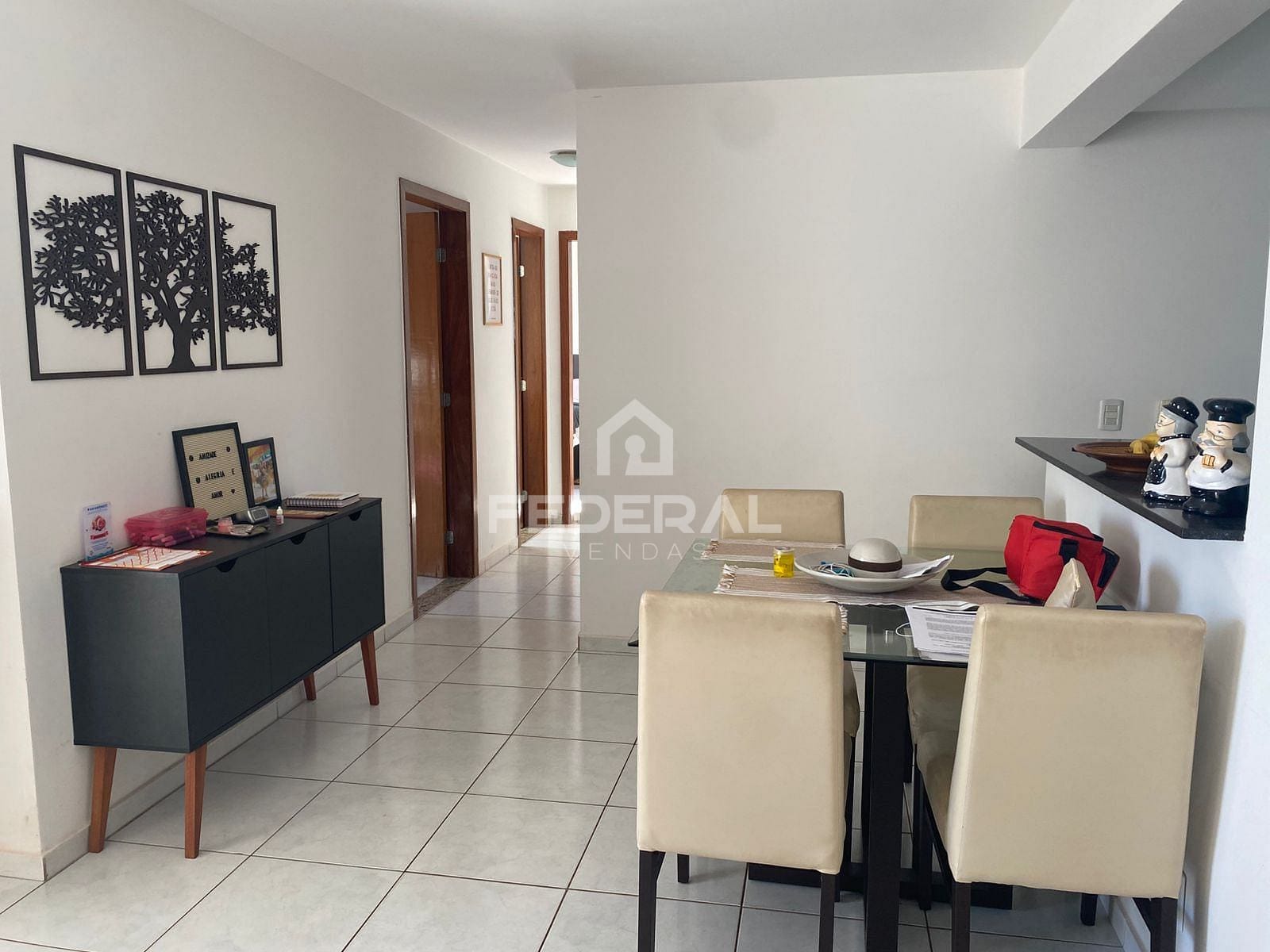 Apartamento à venda com 3 quartos, 75m² - Foto 2