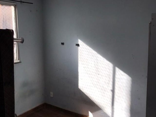 Apartamento 2 quartos e 1 banheiro, à venda, no bairro Santa Cruz em Rio de Janeiro
