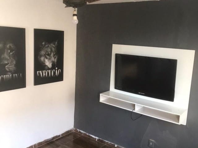 Apartamento 2 quartos e 1 banheiro, à venda, no bairro Santa Cruz em Rio de Janeiro