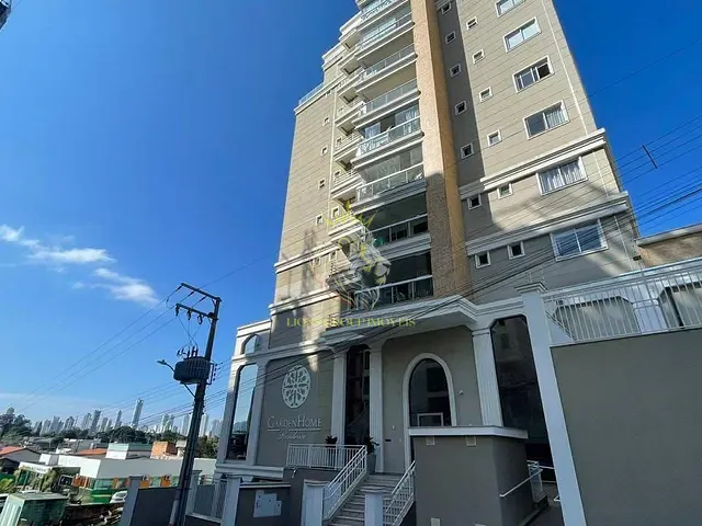 Apartamento 2 quartos e 2 banheiros, à venda, no bairro São Francisco de Assis em Camboriú