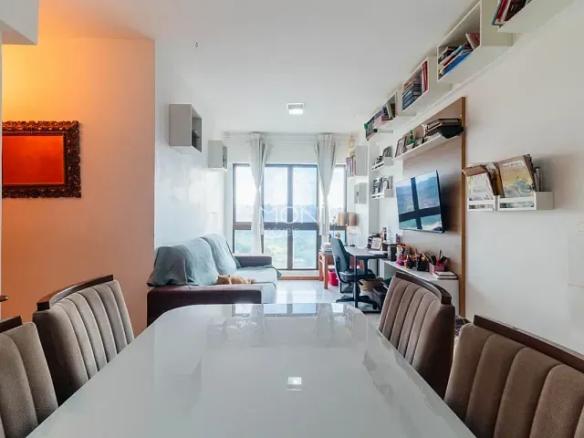 Apartamento 2 quartos e 2 banheiros, à venda, no bairro Guará II em Brasília