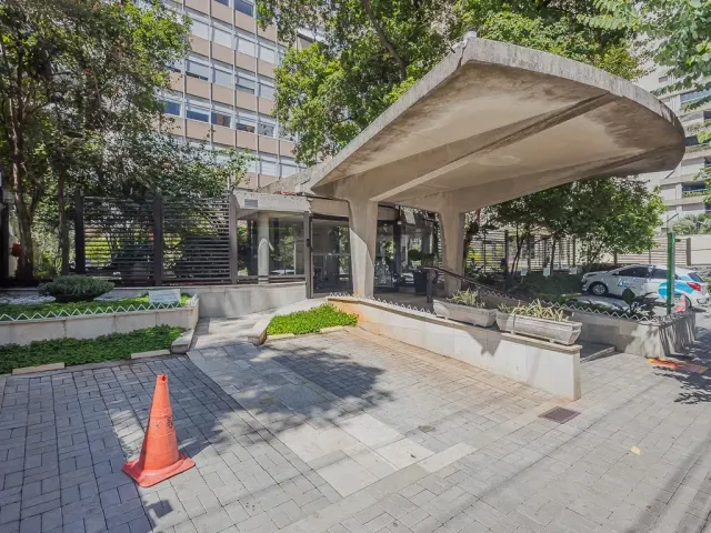 Apartamento com 180m² 3 quartos e 3 banheiros, à venda, no bairro Cerqueira César em São Paulo