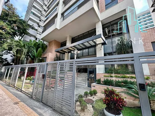 Apartamento com 78m² 2 quartos e 3 banheiros, para alugar, no bairro Icaraí em Niterói