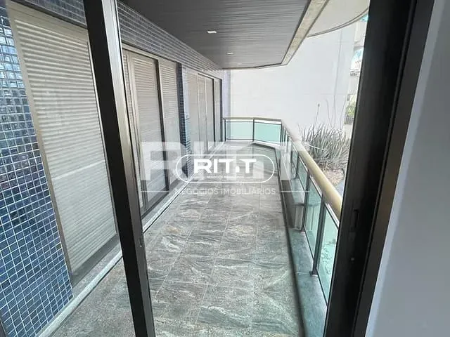 Apartamento com 569m² 4 quartos e 2 banheiros, à venda, no bairro Cambuí em Campinas