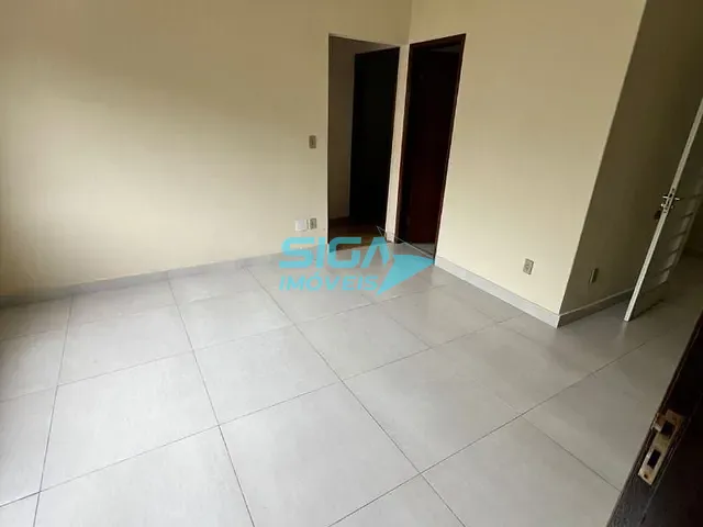 Apartamento com 60m² 2 quartos e 1 banheiro, para alugar, no bairro Centro em Pouso Alegre