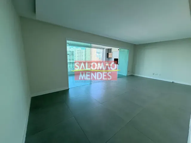 Apartamento 4 quartos e 5 banheiros, para alugar, no bairro Nazaré em Belém