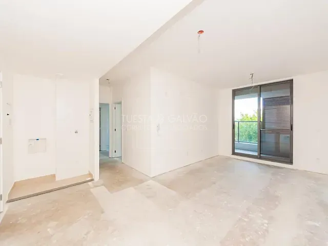 Apartamento com 71m², à venda, no bairro Campina do Siqueira em Curitiba