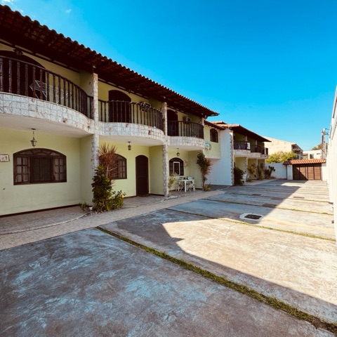 Casa com 92m² 2 quartos e 2 banheiros, à venda, no bairro Ogiva em Cabo Frio
