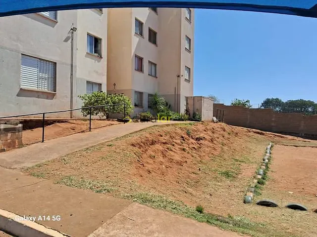 Apartamento 2 quartos e 1 banheiro, à venda, no bairro Loteamento Chácara das Flores em Bauru