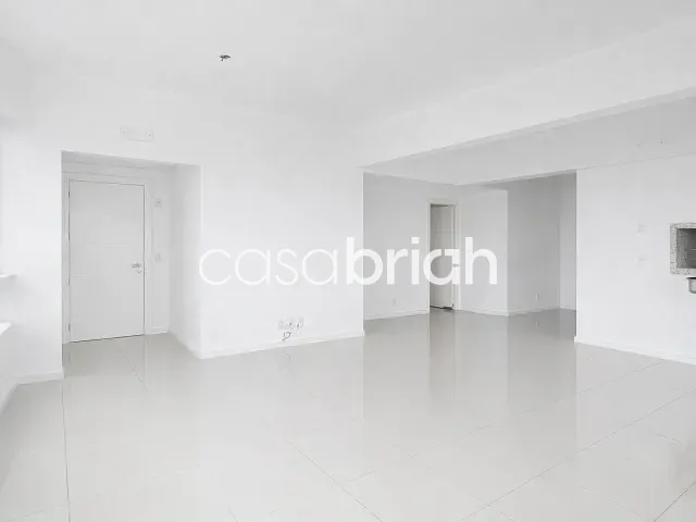 Apartamento 3 quartos e 5 banheiros, à venda, no bairro Boa Vista em Novo Hamburgo
