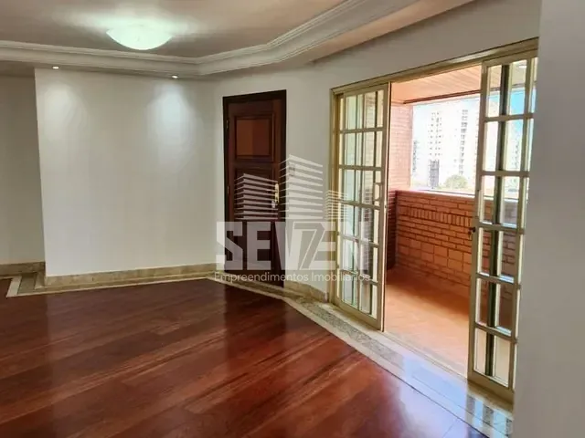 Apartamento com 200m² 3 quartos e 5 banheiros, para alugar, no bairro Jardim Panorama em Bauru