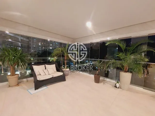 Apartamento com 381m² 4 quartos e 7 banheiros, à venda, no bairro Barra da Tijuca em Rio de Janeiro