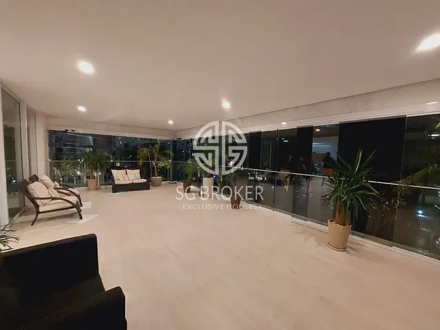 Apartamento com 381m² 4 quartos e 7 banheiros, à venda, no bairro Barra da Tijuca em Rio de Janeiro