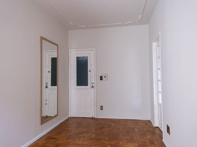 Apartamento com 47m² 1 quarto e 1 banheiro, para alugar, no bairro Centro em Pelotas