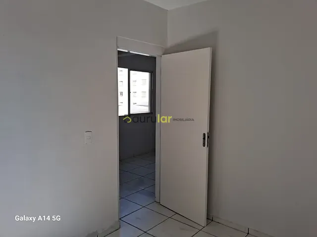 Apartamento 2 quartos e 1 banheiro, à venda, no bairro Loteamento Chácara das Flores em Bauru