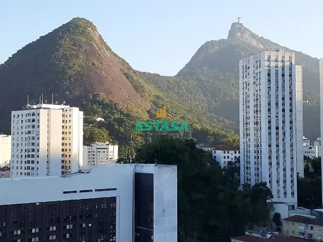 Apartamento 1 quarto e 1 banheiro, para alugar, no bairro Laranjeiras em Rio de Janeiro