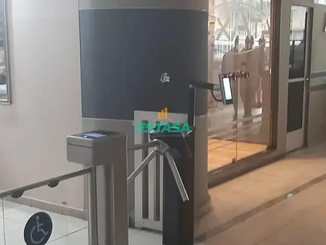 Apartamento 1 quarto e 1 banheiro, para alugar, no bairro Laranjeiras em Rio de Janeiro