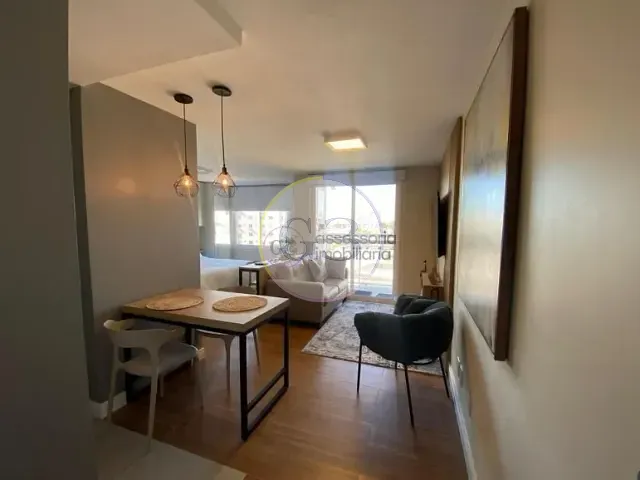 Loft 1 quarto e 1 banheiro, à venda ou para alugar, no bairro Centro em Pelotas