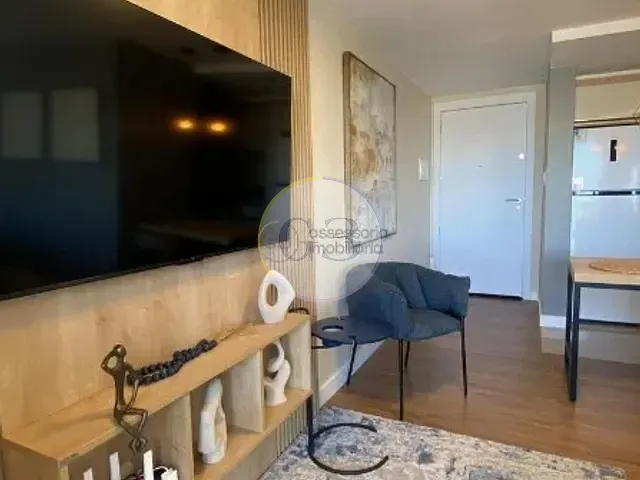 Loft 1 quarto e 1 banheiro, à venda ou para alugar, no bairro Centro em Pelotas