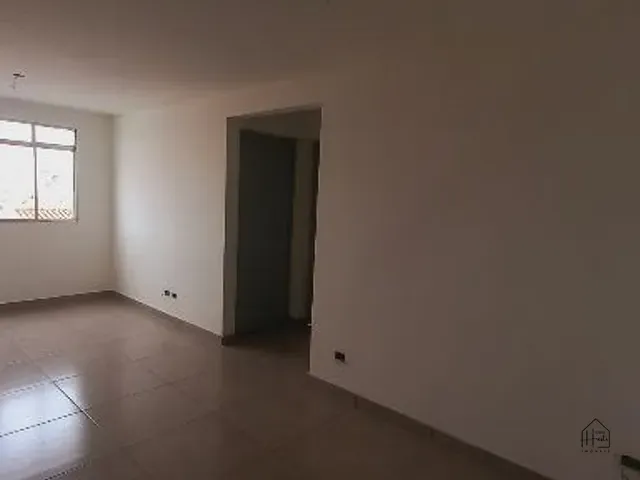 Apartamento 2 quartos e 1 banheiro, para alugar, no bairro Jardim Caiapiá em Cotia