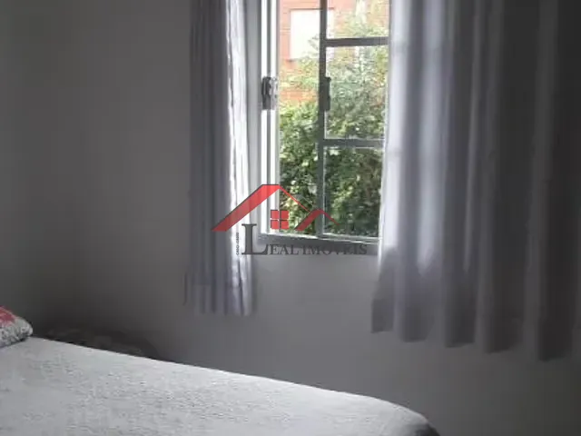Apartamento 2 quartos e 1 banheiro, à venda, no bairro Vila Tibiriçá em Santo André