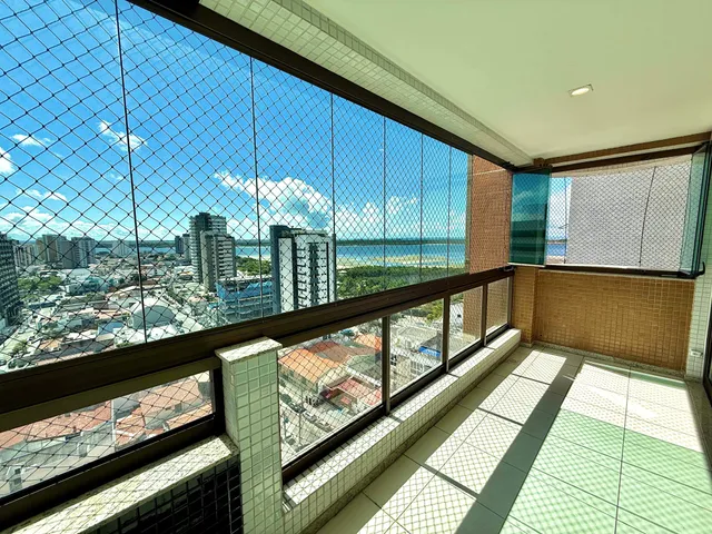 Apartamento 3 quartos e 5 banheiros, à venda, no bairro Treze de Julho em Aracaju