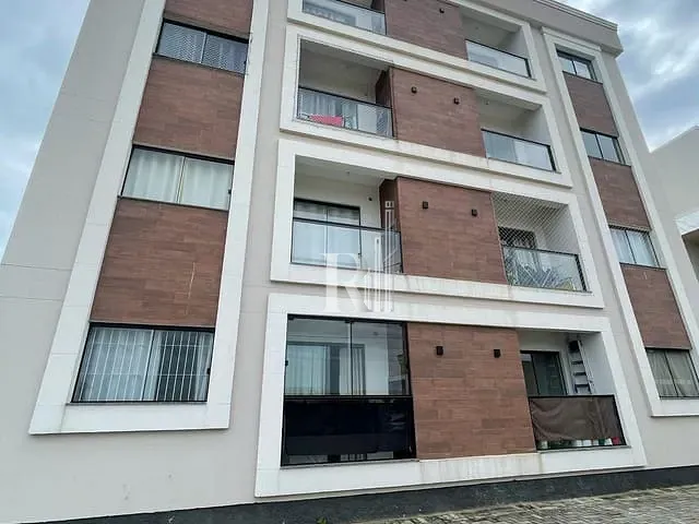 Apartamento 2 quartos e 1 banheiro, à venda ou para alugar, no bairro Santa Luzia em Tijucas
