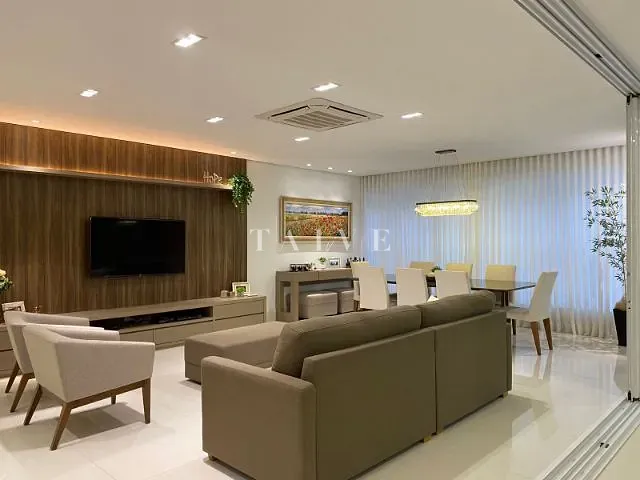 Apartamento com 342m² 4 quartos e 3 banheiros, à venda, no bairro Gleba Fazenda Palhano em Londrina