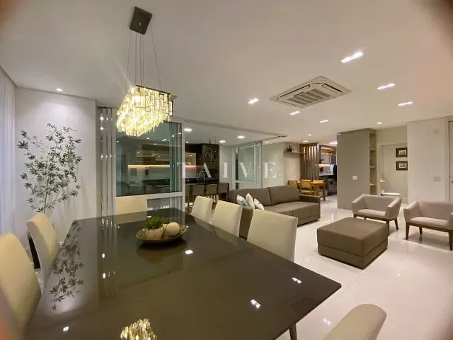 Apartamento com 342m² 4 quartos e 3 banheiros, à venda, no bairro Gleba Fazenda Palhano em Londrina