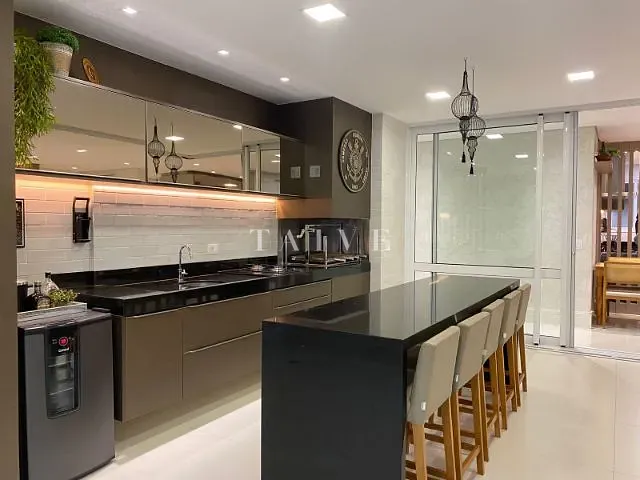 Apartamento com 342m² 4 quartos e 3 banheiros, à venda, no bairro Gleba Fazenda Palhano em Londrina