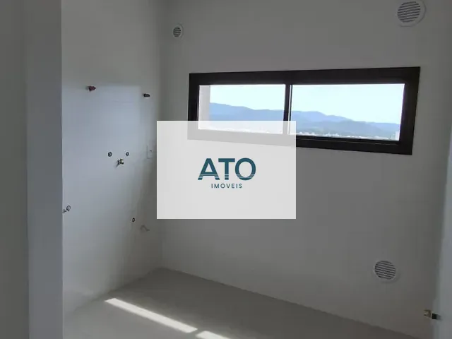 Apartamento 3 quartos e 2 banheiros, para alugar, no bairro Centro em Tijucas