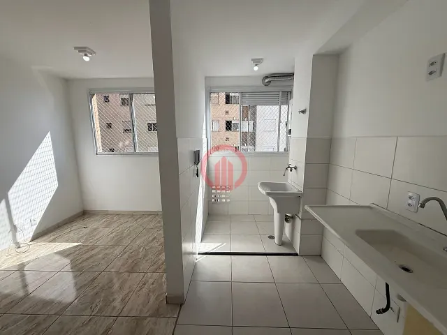 Apartamento 2 quartos e 1 banheiro, para alugar, no bairro Brás em São Paulo