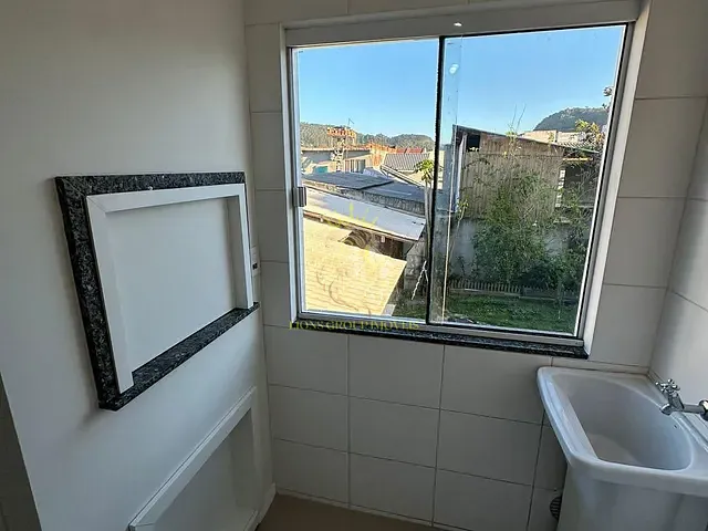 Apartamento 2 quartos e 1 banheiro, à venda, no bairro Rio Pequeno em Camboriú