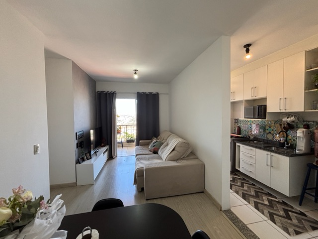 Apartamento 2 quartos e 2 banheiros, à venda, no bairro Jardim Messina em Jundiaí