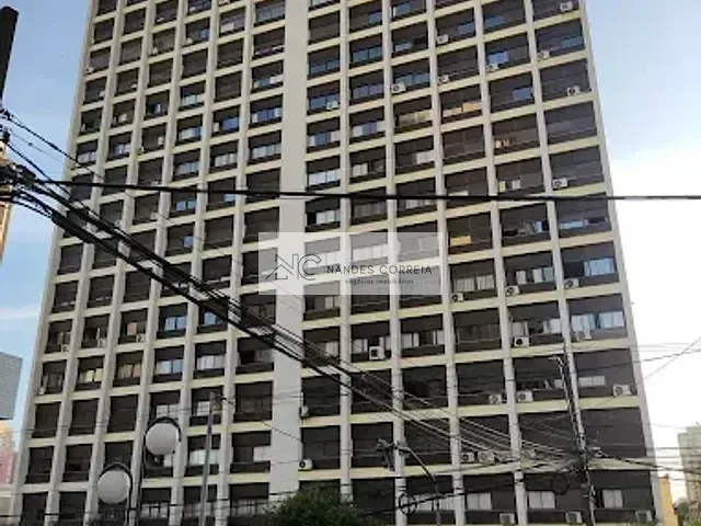 Apartamento 4 quartos e 4 banheiros, à venda, no bairro Centro em Londrina